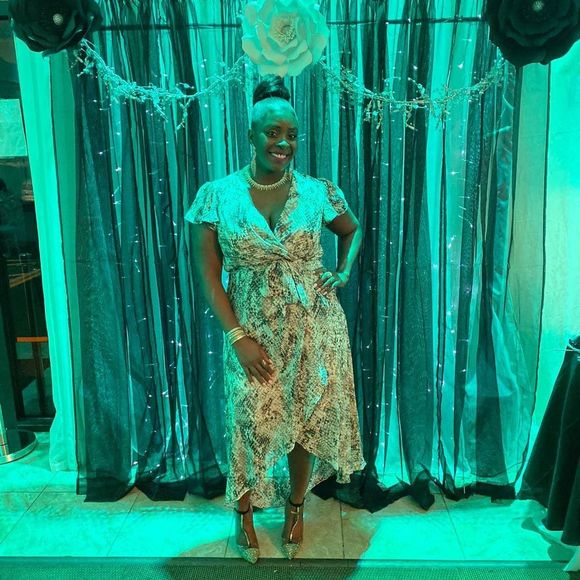 Meet your Posher, Shelly ann - Picture 1 of 1